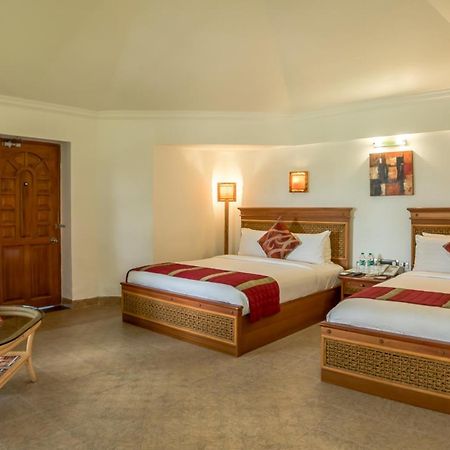 Chariot Beach Resort Махабаліпурам Екстер'єр фото
